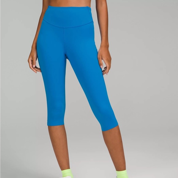 Lululemon Base Pace High-Rise Crop 17" (Sz 4) - Picture 8 of 8